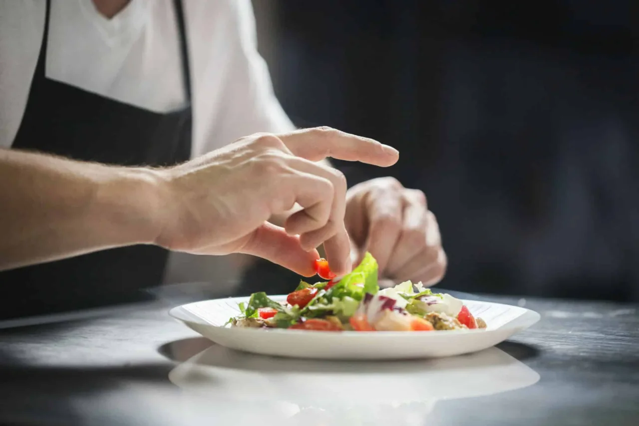 Impiattare come al ristorante: tecniche semplici per valorizzare i tuoi piatti di pesce Impiattare come al ristorante: tecniche semplici per valorizzare i tuoi piatti di pesce